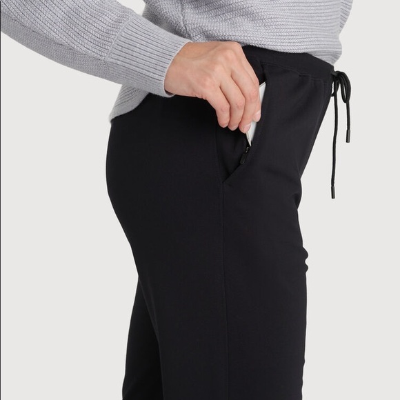 Kit and Ace Made to Move Pants (NWT) - Picture 4 of 6
